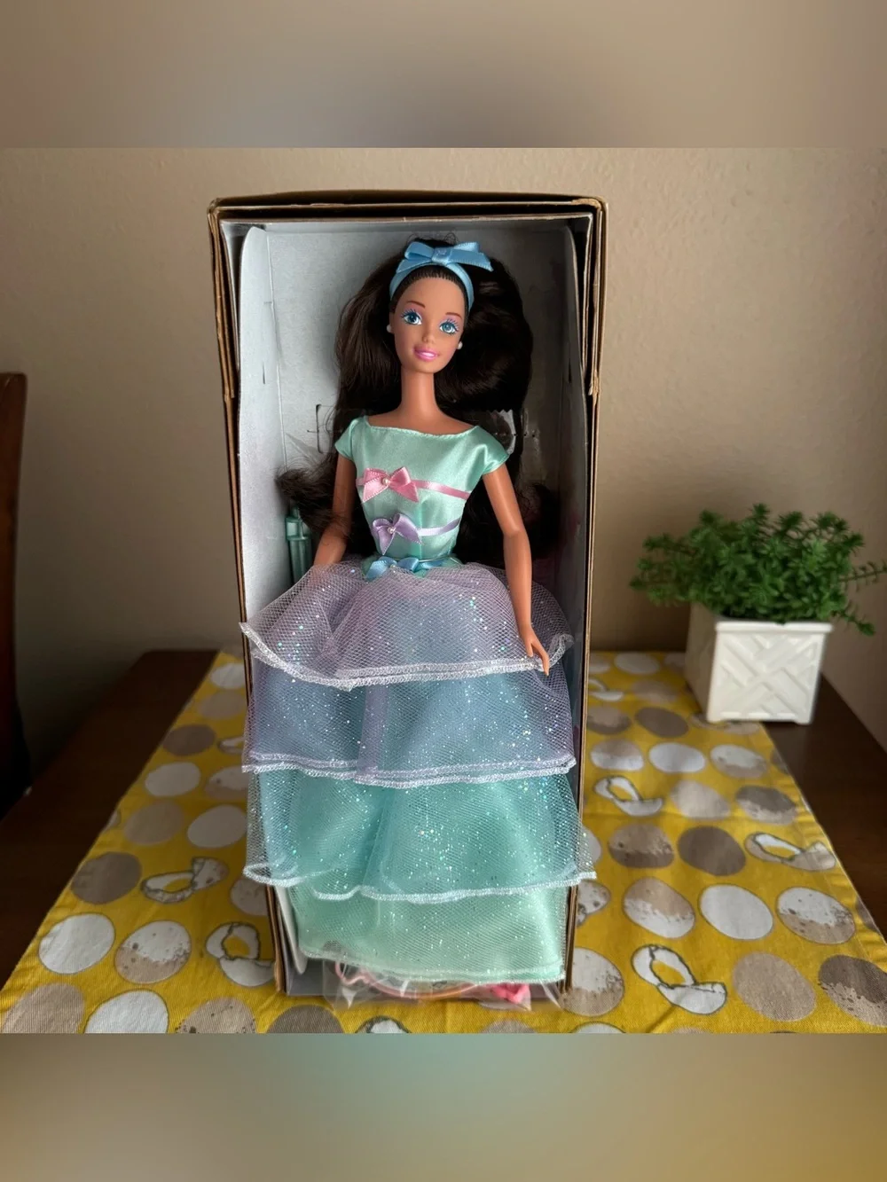 NIB Avon Spring Tea Party  Barbie brunette doll 3rd in series